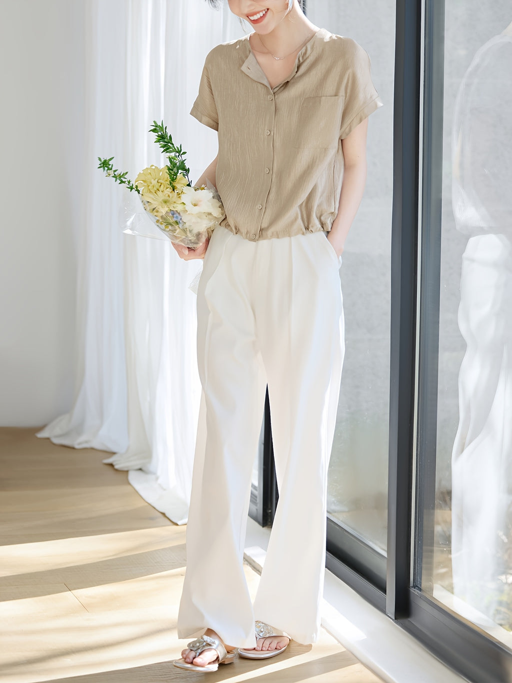 XWI New Spring/Summer Women's Shirt, High-IQ Lazy Acetate Blouse Top, Casual and Fashionable Short-Sleeve Shirt for Daily Commuting, Featuring a High-IQ Feel, Light, Casual, and Refreshing Style