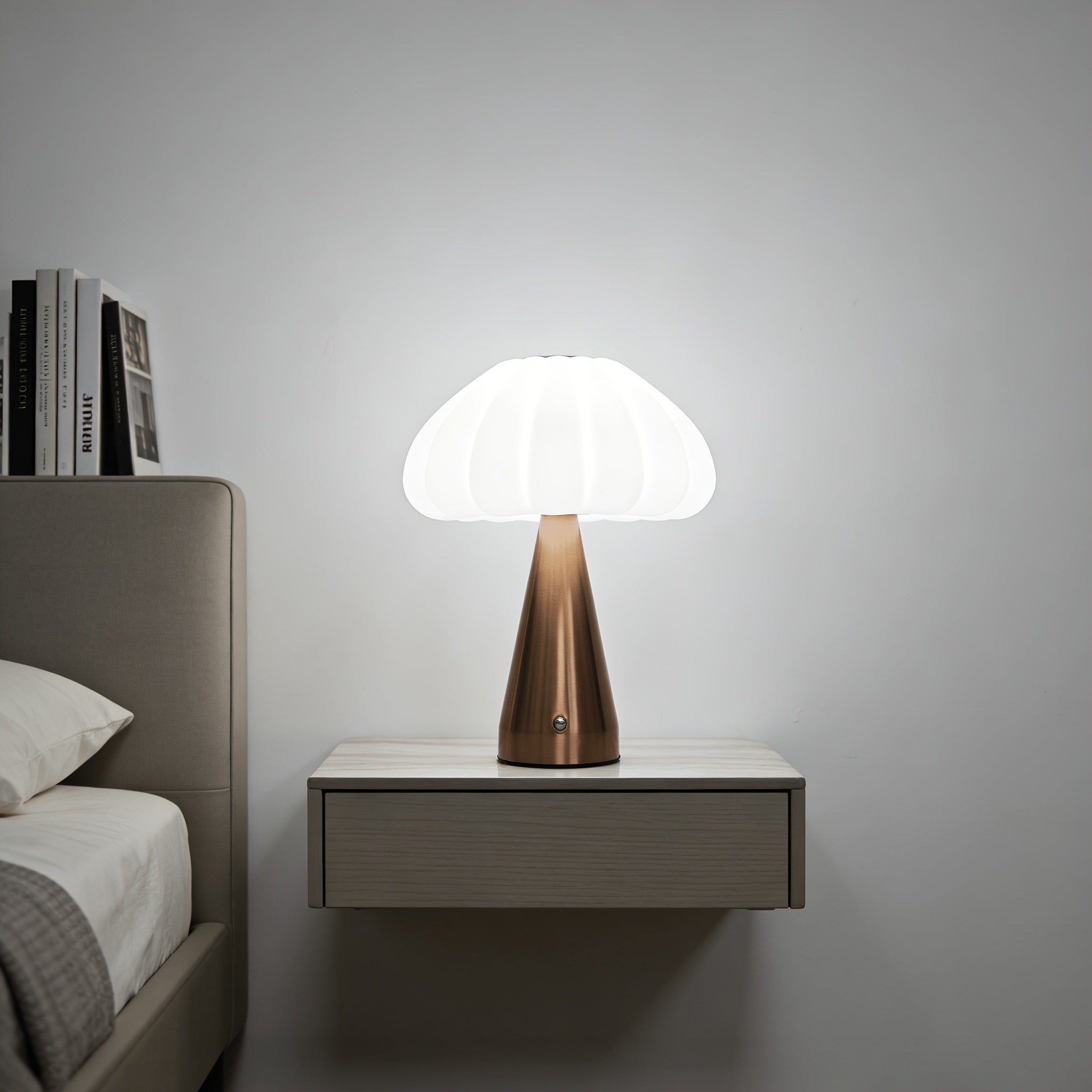 1 kom. Nova Nordijska Spavaća Soba Kućna Stona Lampa, Podesiva Boja Svetla u Tri Boje, Dugo Pritisak za Podešavanje Osvetljenosti, Može se Pokloniti za Praznike, Velika Baterija 1800 Mah, Osvetljava Ceo Noć | Punjenje