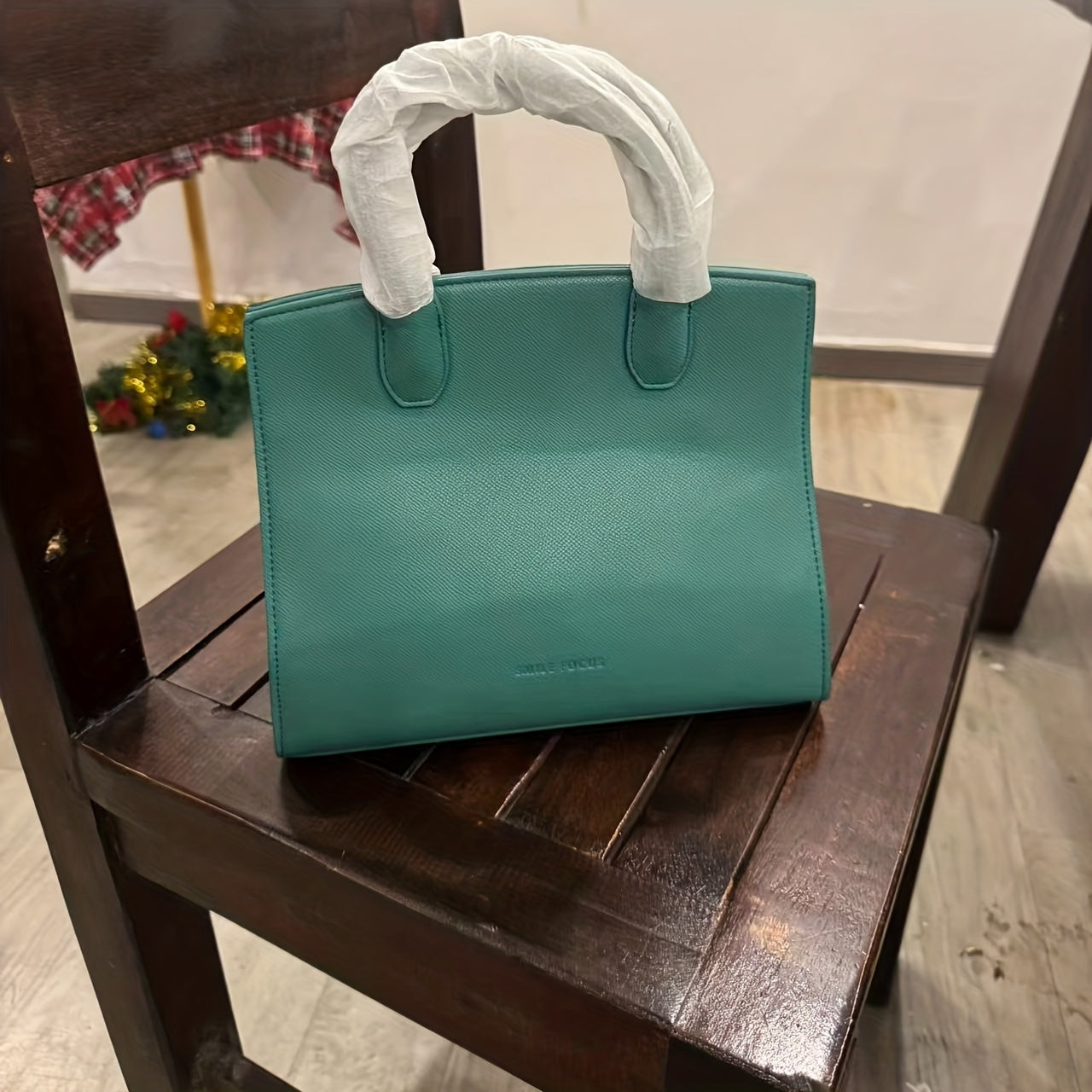 Vintage Large Capacity Second-Layer Handbag with Adjustable Strap & Buckle Closure - Green/// Handbags Suitable for Travel,, Shopping - Dry Only Elegant Handbag