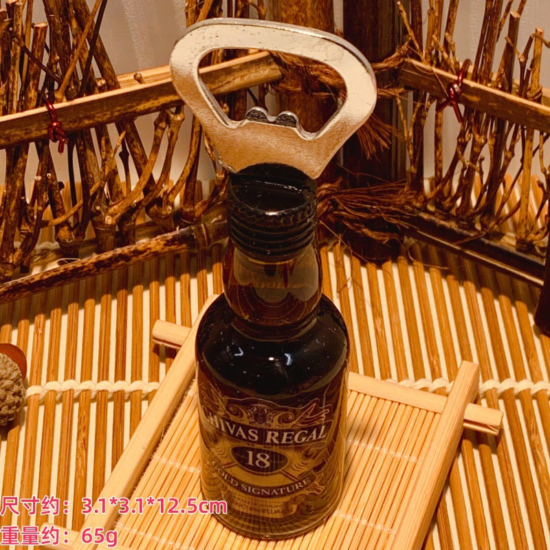 家用好物】磁吸啤酒开瓶器创意洋酒瓶起子冰箱贴立体酒瓶现货混批