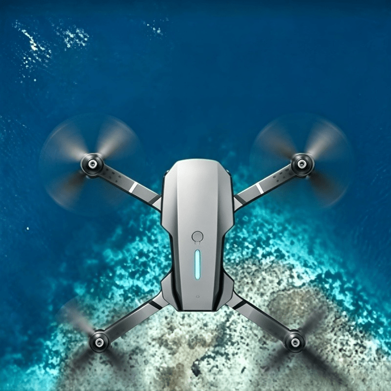 Dron sa bezčetkastim motorom i kamerom