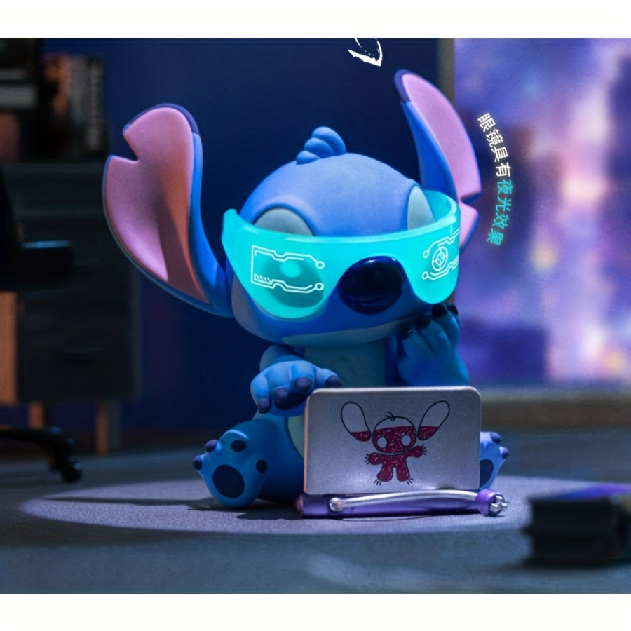 Random 1pc MINISO Stitch City Adventure Series Desktop Ornament Will Be Randomly Included As a Gift. Toy Figurines And Plush Dolls. As a Birthday Present And Suitable As a Holiday Gift Or Home Decoration, Valentine'S Day And Easter Gifts